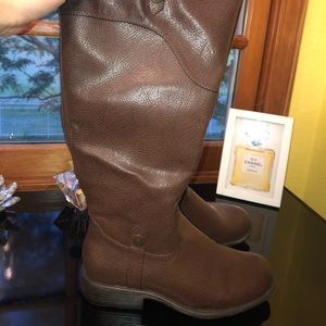 Brown Riding boots